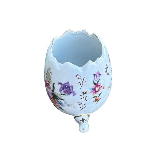 Vintage White Porcelain Easter Egg Vase with Floral Design‎ and Gold Accents - Picture 5 of 7
